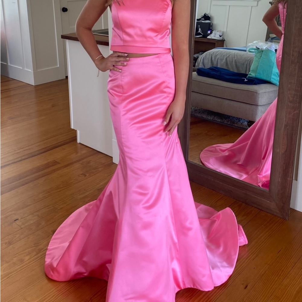 Sherri Hill beautiful two piece, mermaid gown.